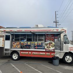 Tacos El Grullense Jal - Outside the truck