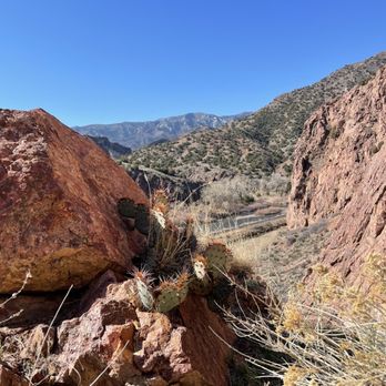 Tunnel Drive Trailhead - Hiking Near Me - Cañon City, Colorado