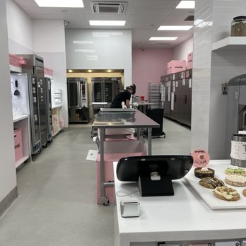 Crumbl - Douglas Boulevard - Bakeries Near Me - Roseville, California