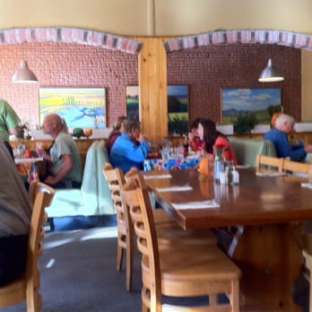 Putah Creek Cafe - Inside - Breakfast & Brunch Near Me - Winters, California Putah Creek Cafe - Inside - Breakfast & Brunch Near Me - Winters, California