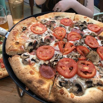 Homeslice - Pizza Near Me - Chicago, Illinois