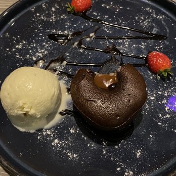 Grau Douro - Lava cake - Wine Bars Near Me - Lisbon, 11