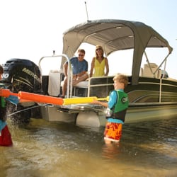 Lake Fun Rentals - Contact Lake Fun Rentals for your jet ski, boat or pontoon rental needs!