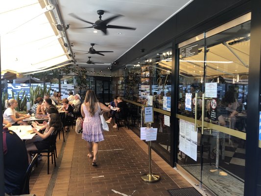New Farm Deli by null