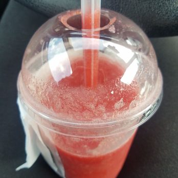 Carambas - Strawberry smoothie - Desserts Near Me - Pico Rivera, California