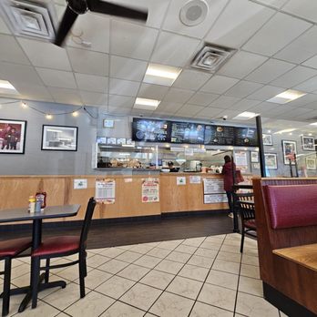 TJ's Deli & Grill - the interior of the restaurant - Delis Near Me - Winston Salem, North Carolina TJ's Deli & Grill - the interior of the restaurant - Delis Near Me - Winston Salem, North Carolina