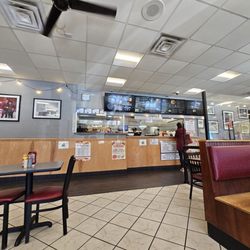 TJ's Deli & Grill