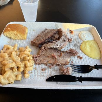 BackBeat Que BBQ Smokehouse - Barbeque Near Me - Sandusky, Ohio