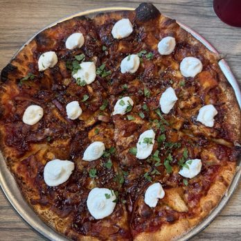 Rock'n Dough Pizza Brewery - 10" Smoker's Chicken (3PD) - Pizza Near Me - Gallatin, Tennessee Rock'n Dough Pizza Brewery - 10" Smoker's Chicken (3PD) - Pizza Near Me - Gallatin, Tennessee