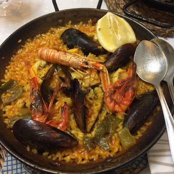 Paco Alcalde - seafood paella - Seafood Near Me - Barcelona, B