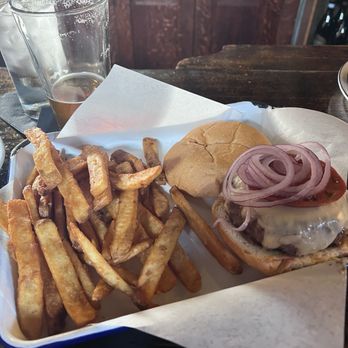 Horse Inn - Burger and fries. 16.00 aug 2025 - Gastropubs Near Me - Lancaster, Pennsylvania Horse Inn - Burger and fries. 16.00 aug 2025 - Gastropubs Near Me - Lancaster, Pennsylvania