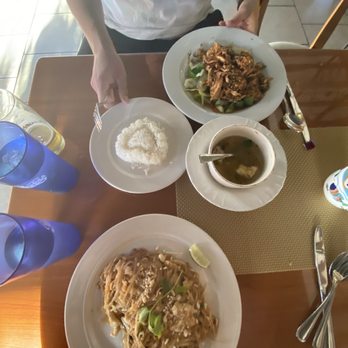 Time 4 Thai - Pad Thai , garlic pepper chicken - Thai Near Me - Louisville, Kentucky Time 4 Thai - Pad Thai , garlic pepper chicken - Thai Near Me - Louisville, Kentucky