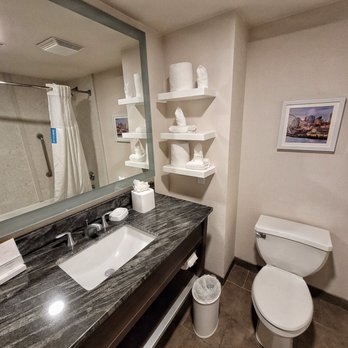 Hampton Inn & Suites Seattle-Downtown - 05.18.21 - Hotels Near Me - Seattle, Washington Hampton Inn & Suites Seattle-Downtown - 05.18.21 - Hotels Near Me - Seattle, Washington