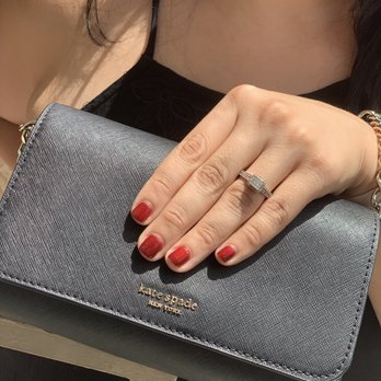 Amiana Nails Lounge - Nail Salons Near Me - Upland, California