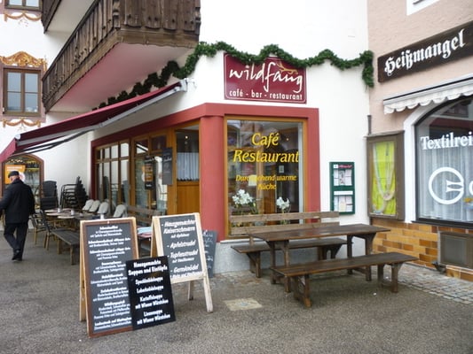 RESTAURANT-CAFÉ WILDFANG - 11 Photos - Dekan-Karl-Platz 1 - 3 ...