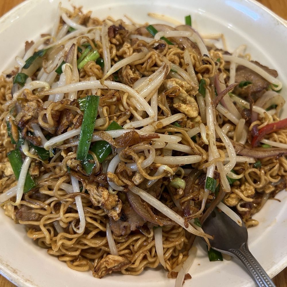 Like Cafe - Satay stir fry ramen - Breakfast & Brunch Near Me - Brooklyn, New York