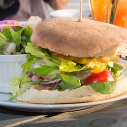 Aga's - Burger