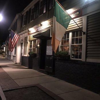 The Snug - Pubs Near Me - Hingham, Massachusetts