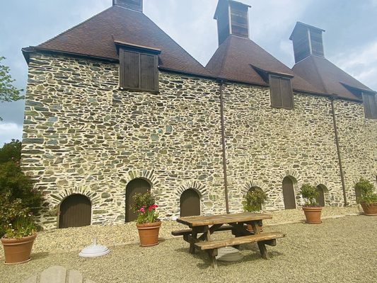 Landmark Vineyards at Hop Kiln Estate by null