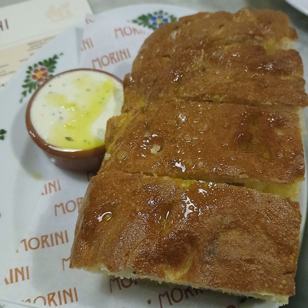 Osteria Morini - Rosemary and sea salt foccacia - Italian Near Me - Washington, DC, District of Columbia