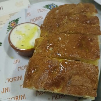 Osteria Morini - Rosemary and sea salt foccacia - Italian Near Me - Washington, DC, District of Columbia