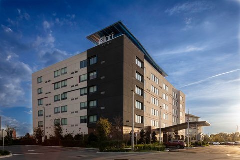 Aloft Orlando Lake Buena Vista by null