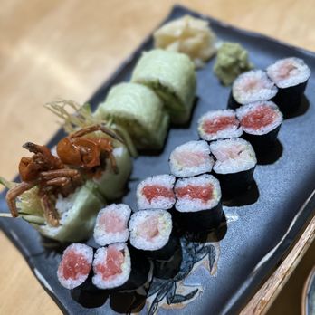 Akaoni - a plate of sushi on a table - Sushi Bars Near Me - Carmel, California Akaoni - a plate of sushi on a table - Sushi Bars Near Me - Carmel, California