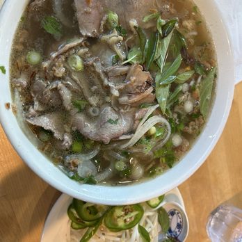 Savor Vietnamese Cuisine - Beef and steak Pho - Vietnamese Near Me - Windsor, California Savor Vietnamese Cuisine - Beef and steak Pho - Vietnamese Near Me - Windsor, California