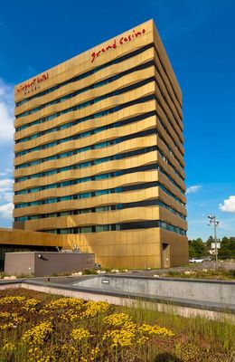 Airport Hotel Basel by null