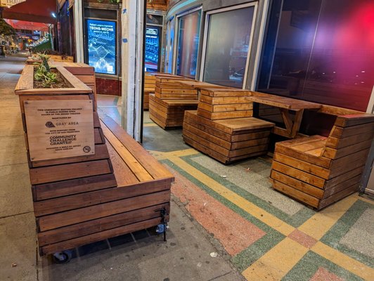 Gray Area / Grand Theater by null