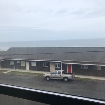 The Waves Hotel - Hotels Near Me - Newport, Oregon The Waves Hotel - Hotels Near Me - Newport, Oregon