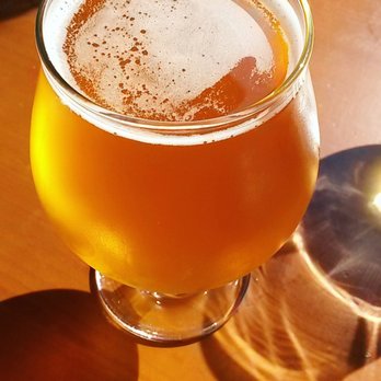 Fieldwork - Delicious! Day pack pale ale - Beer Bar Near Me - San Mateo, California