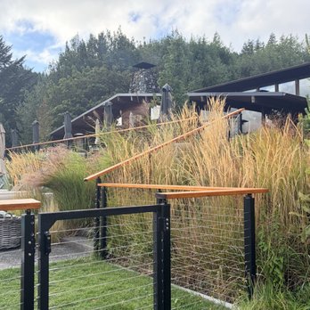 Tu Tu' Tun Lodge - Pool area - Hotels Near Me - Gold Beach, Oregon Tu Tu' Tun Lodge - Pool area - Hotels Near Me - Gold Beach, Oregon