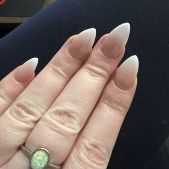 La Belle Nails & Spa - Nail Salons Near Me - Vancouver, Washington