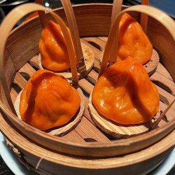 Mott 32 - Hot and sour XLB (soup dumpling) - Chinese Near Me - Las Vegas, Nevada Mott 32 - Hot and sour XLB (soup dumpling) - Chinese Near Me - Las Vegas, Nevada
