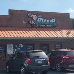 Mr Birria Tacos y Mas - Store Front