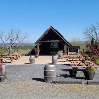 Blenheim Vineyards - Visitor/tasting center - Wineries Near Me - Charlottesville, Virginia