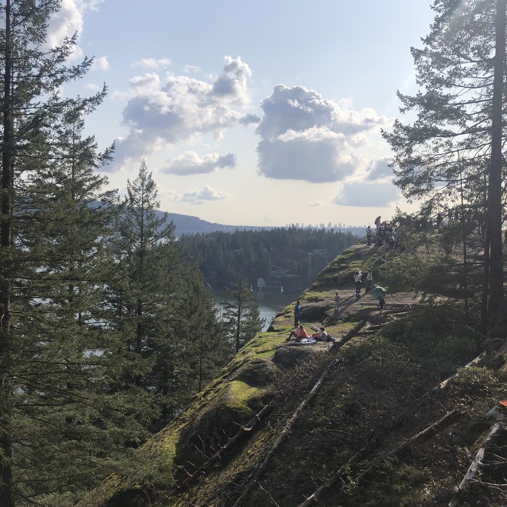 Quarry Rock - Hiking Near Me - North Vancouver, British Columbia Quarry Rock - Hiking Near Me - North Vancouver, British Columbia