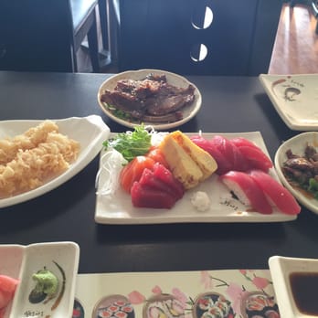 Yonge Sushi - The spread - Japanese Near Me - Toronto, Ontario