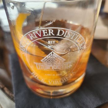Barrelhouse at Sandy River Distillery - Pizza Near Me - Rice, Virginia