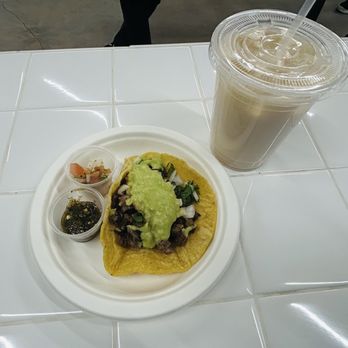 Los Tacos No 1 - Carne asada taco con todo and horchata drink - Tacos Near Me - New York, New York Los Tacos No 1 - Carne asada taco con todo and horchata drink - Tacos Near Me - New York, New York
