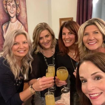 Mergence Esthetics - 5 beautiful women ready to help you reach your skincare goals! - Skin Care Near Me - Springfield, Ohio Mergence Esthetics - 5 beautiful women ready to help you reach your skincare goals! - Skin Care Near Me - Springfield, Ohio