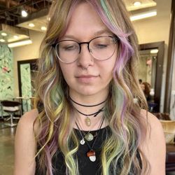 AOC Salon
