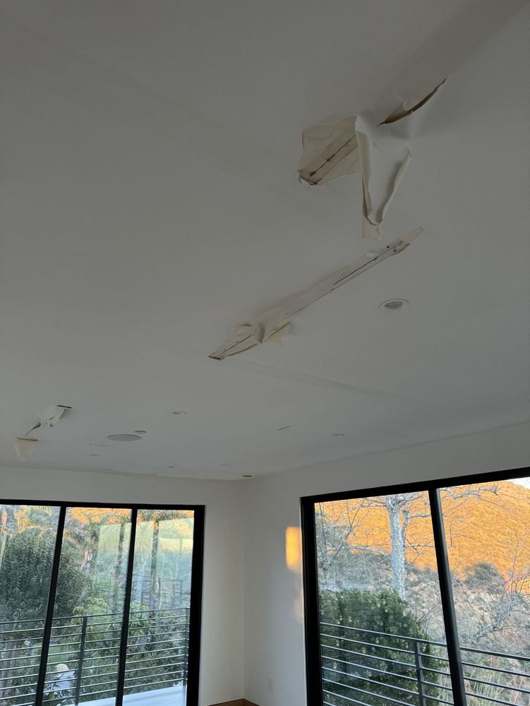 Slide of Horacio’s Roofing