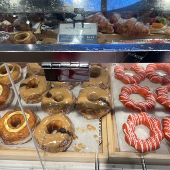 Paris Baguette - Coffee croissant donut is to die for - Bakeries Near Me - Raleigh, North Carolina Paris Baguette - Coffee croissant donut is to die for - Bakeries Near Me - Raleigh, North Carolina