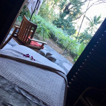 Naupaka Spa & Wellness Centre - Outdoor massage called the Hale Upgrade. - Day Spas Near Me - Kapolei, Hawaii Naupaka Spa & Wellness Centre - Outdoor massage called the Hale Upgrade. - Day Spas Near Me - Kapolei, Hawaii