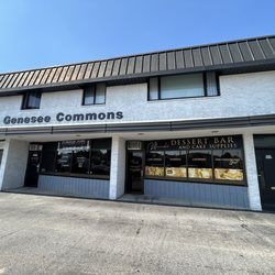 Mercedes’ Dessert Bar