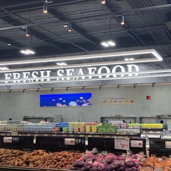 GW Supermarket - Huge seafood section. There's a LED monitor displaying a fish tank. That's a first for an Asian market. - International Grocery Near Me - Temple City, California