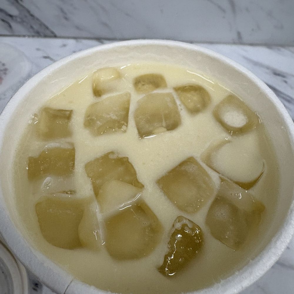 Taoxi Tea - Peach oolong tea - Bubble Tea Near Me - Staten Island, New York Taoxi Tea - Peach oolong tea - Bubble Tea Near Me - Staten Island, New York