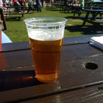 Padaro Beach Grill - Honey blonde under the sun - American Near Me - Carpinteria, California Padaro Beach Grill - Honey blonde under the sun - American Near Me - Carpinteria, California